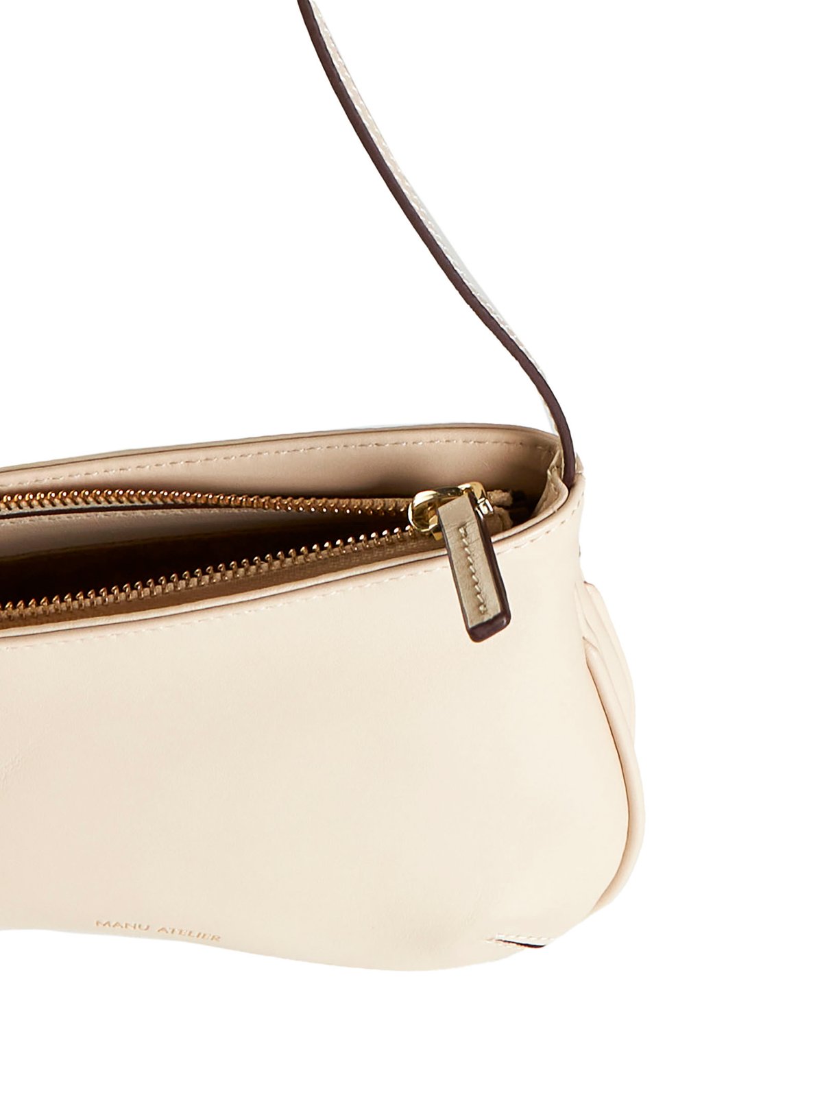 【MANU atelier】Mini Curve ショルダーバッグ アイボリー Manu Atelier Mini Curve Zipped Shoulder Bag – Cettire