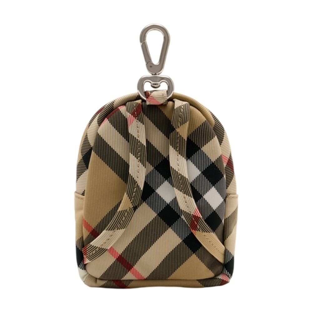 burberry mini backpack charm Key Chain 8084110 Jet Checked Women's Archive Beige One Size, Archive Beige, Free Size Clothing, Shoes & The main body is woven from a luxe blend of 90% wool and 10% cashmere for a soft Burberry Mini Horseshoe Backpack (Women)