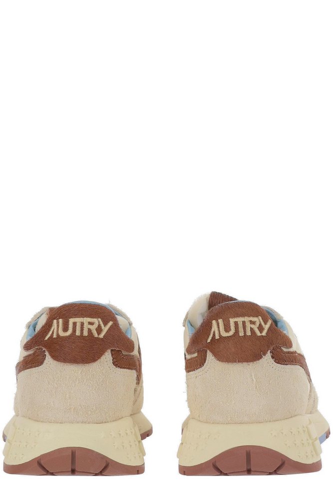Autry 릴윈드 로우 스니커즈