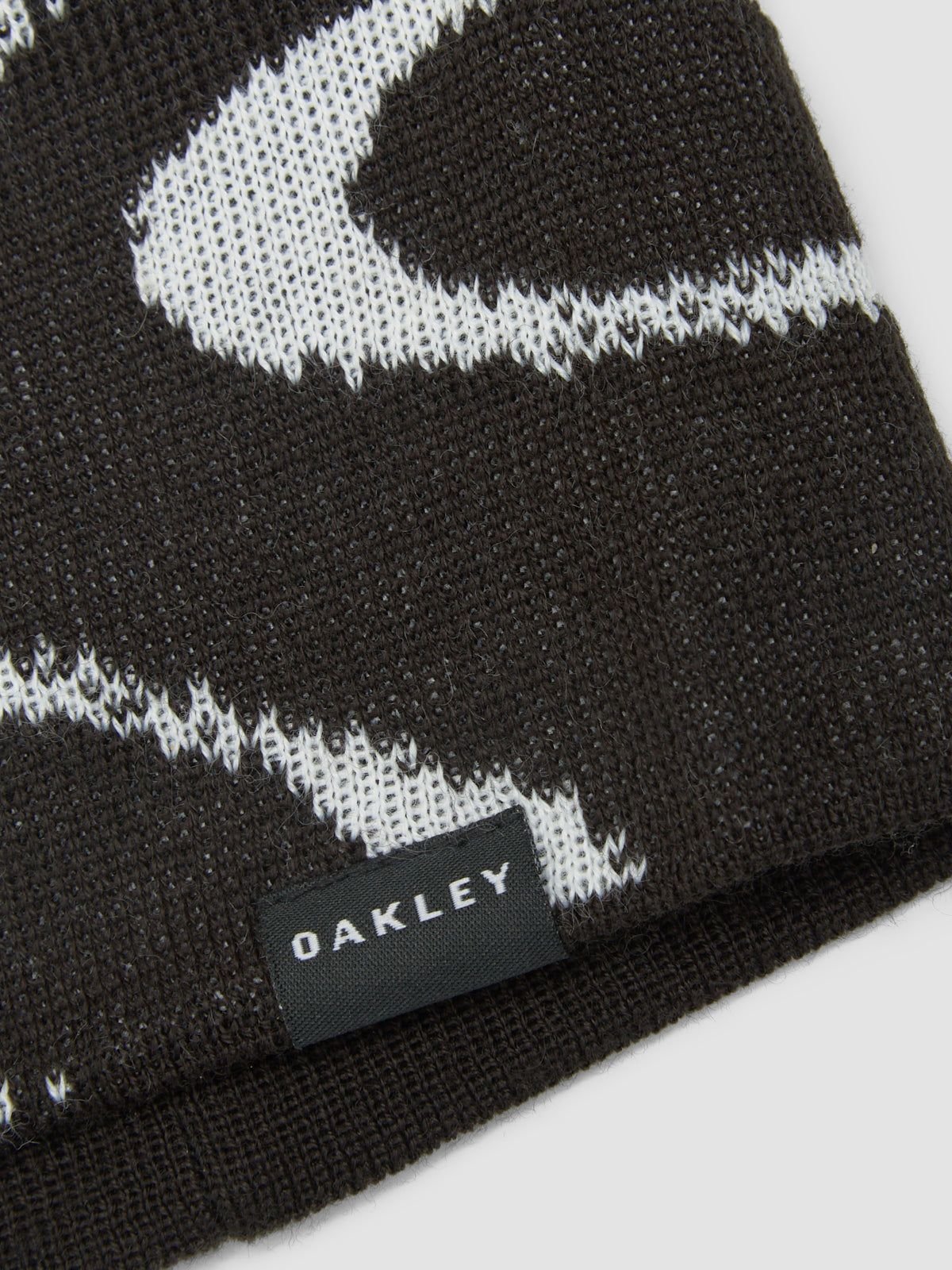 Oakley Ellipse Graphic Beanie – On Sale Now with Up to 23% Off