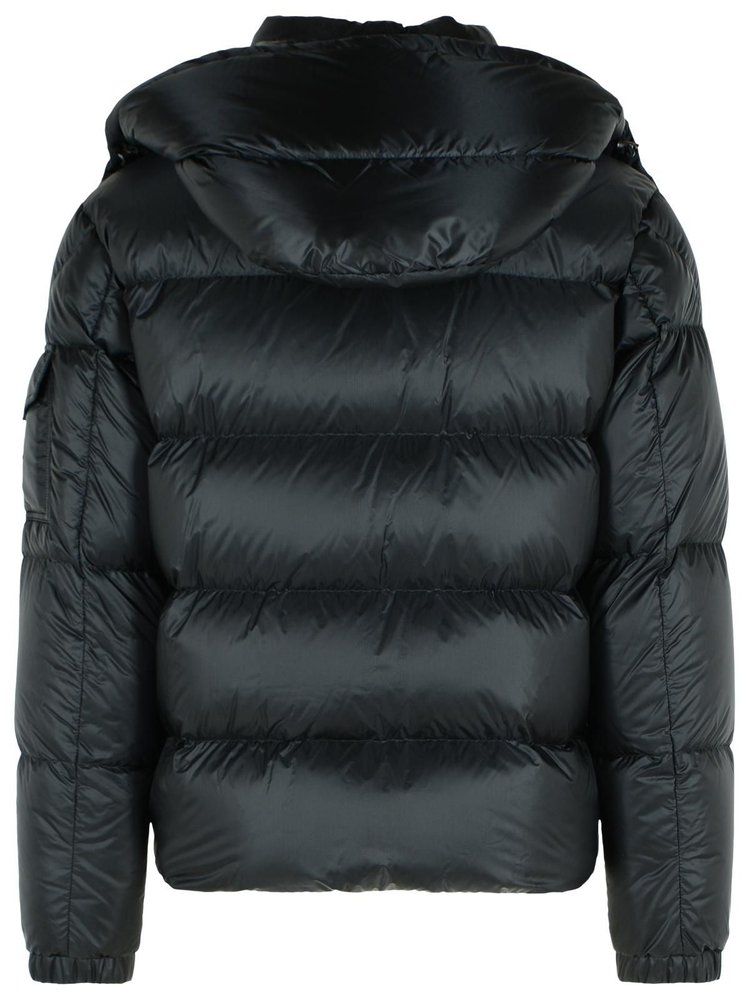 Moncler Logo Patch Hooded Puffer Jacket – Cettire