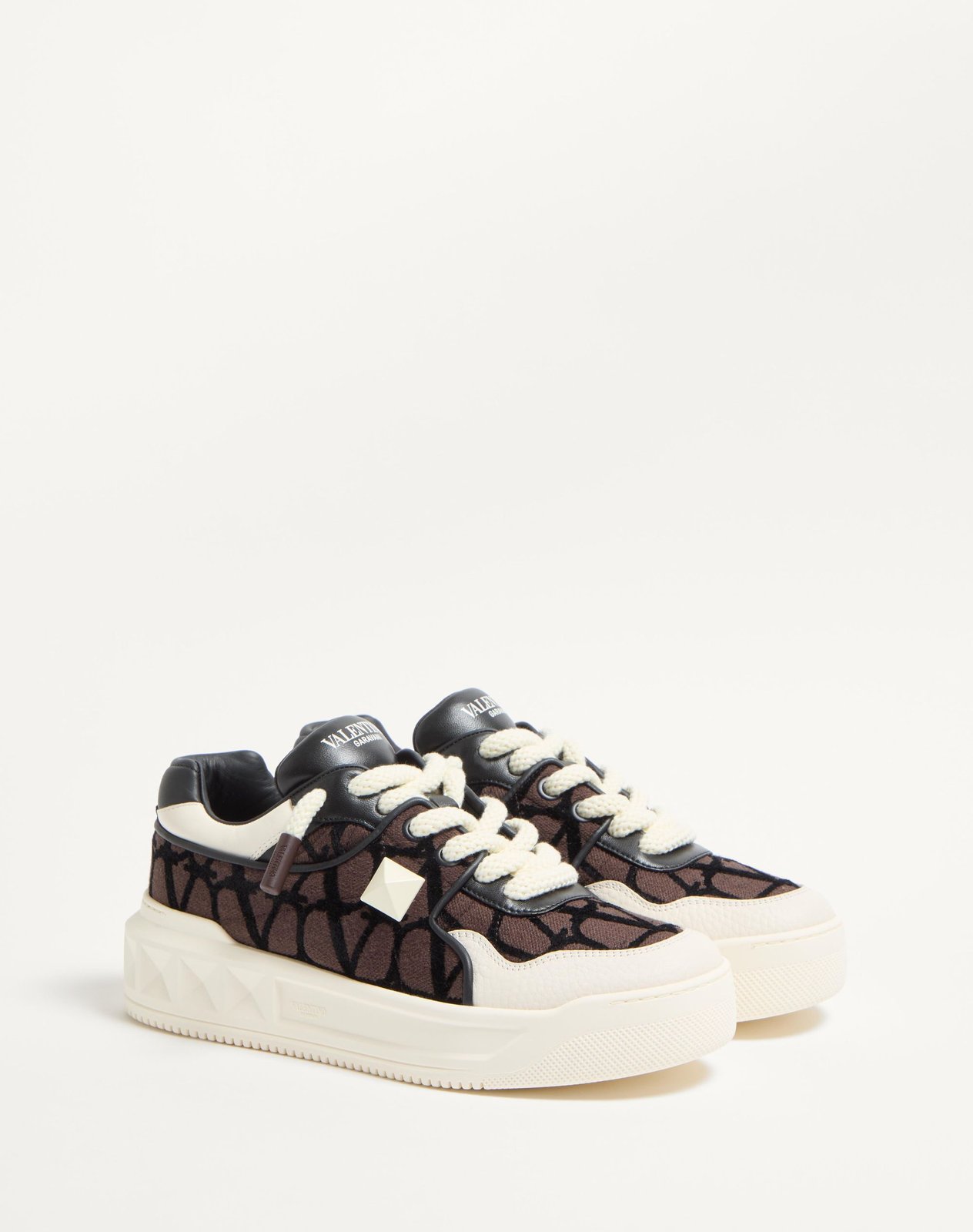 楽一番公式アカウント01 VALENTINO GARAVANI Shop Valentino Garavani One Stud XL Lace-Up Sneakers on Sale at