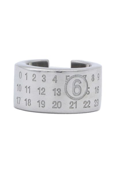 mm6-maison-margiela-logo-engraved-ear-cuff-961291550