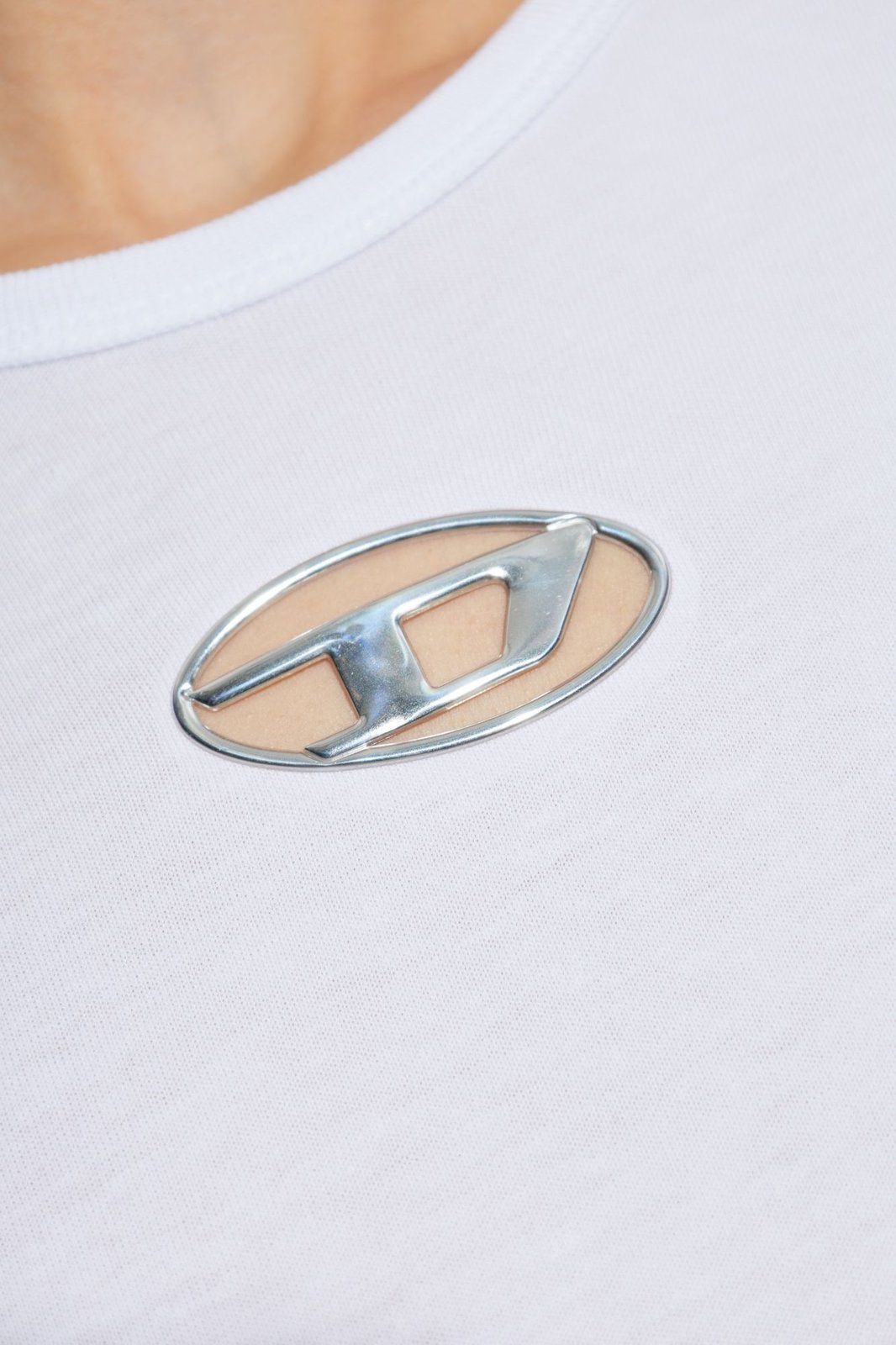 Diesel T-Uncutie-Long-Ls-Od Oval D Cut Out Top