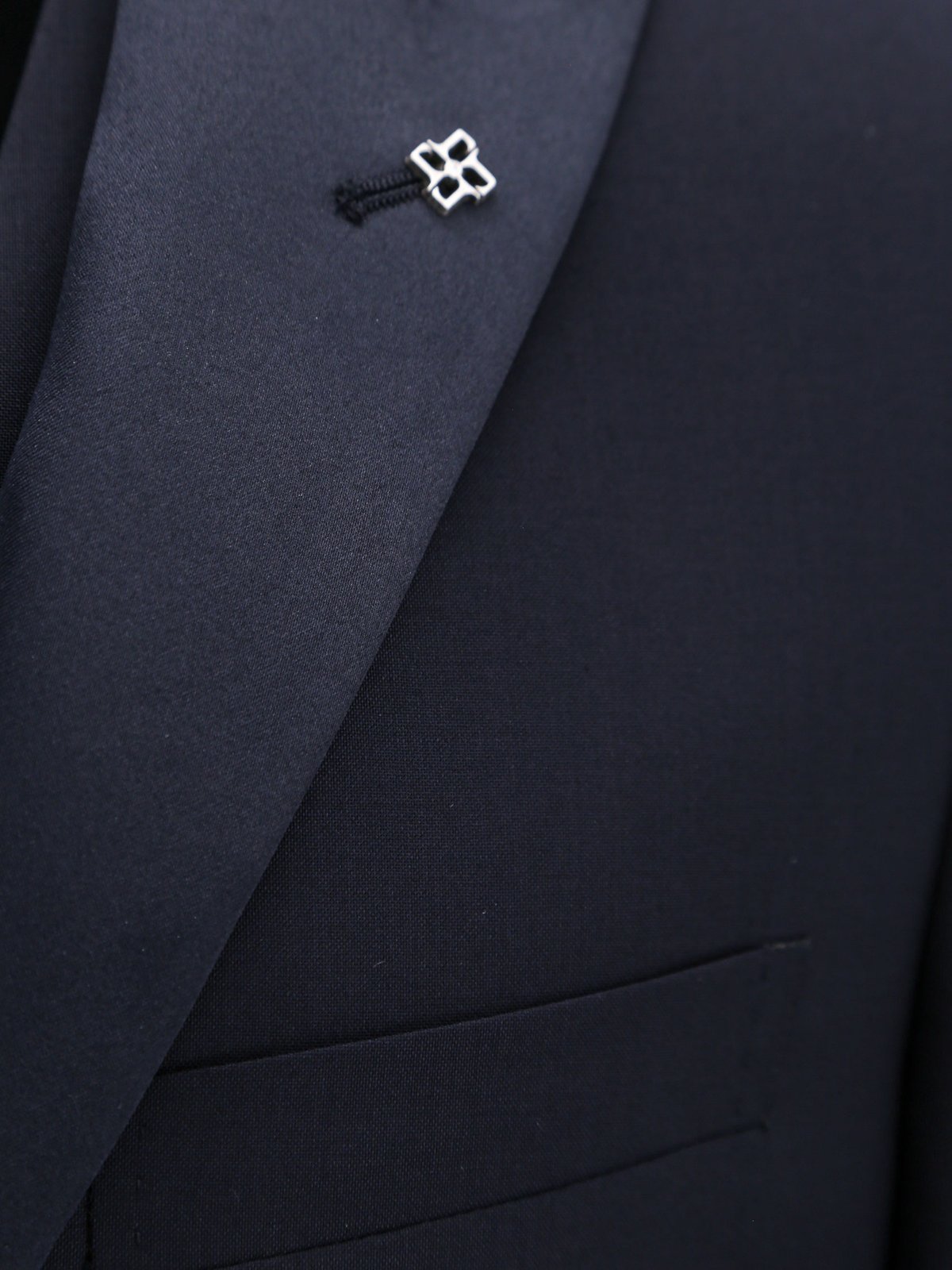 Tagliatore Men Black Single-Breasted Suit With Peak Revers In Wool Stretch Man