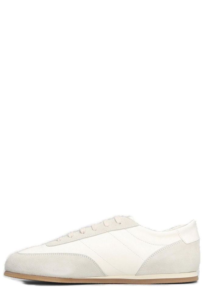 COMMON PROJECTS 미니멀 러너 스니커즈