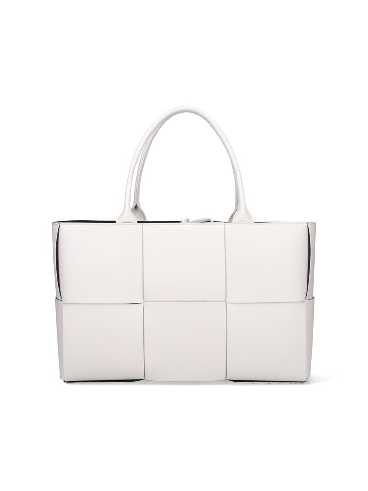 Bottega Veneta Candy Arco Woven Leather Tote In White/gold