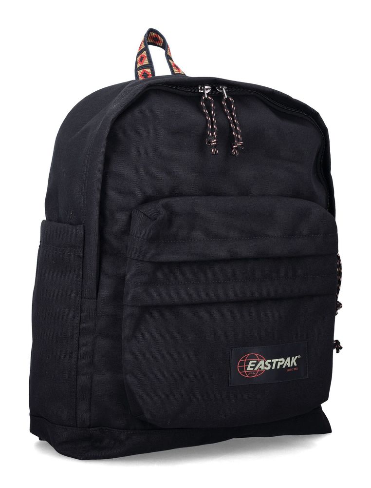 Eastpak 채플 힐 파크 백팩