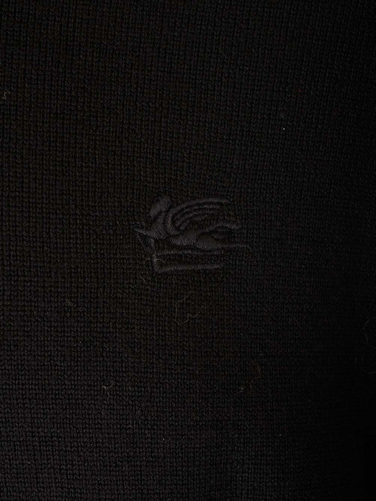 【送料&関税込】Etro Pegaso Embroidered Turtleneck Jumper Etro Pegaso Embroidered Turtleneck Jumper – Cettire
