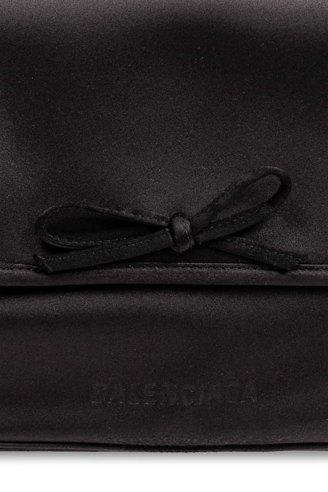 【BALENCIAGA】レオポルダ ロゴ エンボス ポシェット バレンシアガ レオポルダ ロゴ エンボス ポシェット