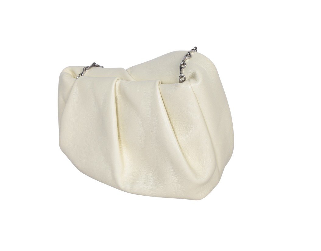 BURBERRY ルーシュ クラッチバッグ 3D ローズ Burberry Burberry 3D Rose Chain-Linked Clutch Bag - Handbags