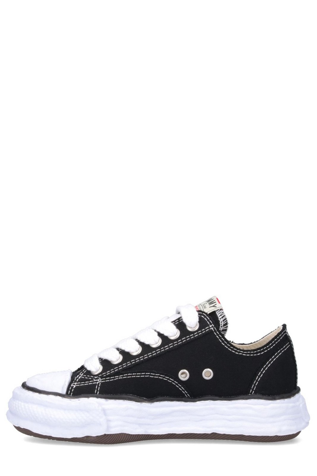 Maison Mihara Yasuhiro Round-Toe Lace-Up Sneakers