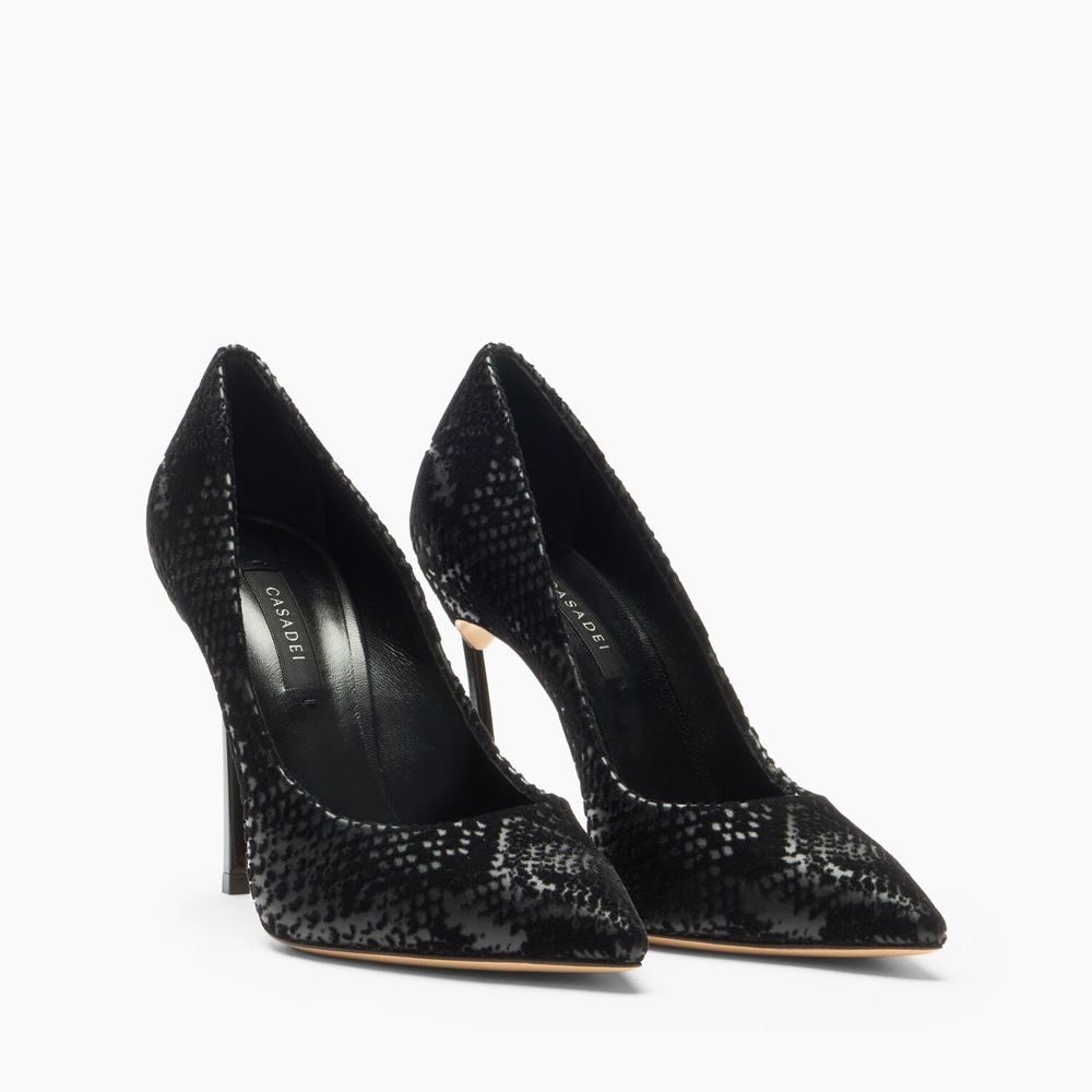 CASADEI 블레이드 키타나 펌프스