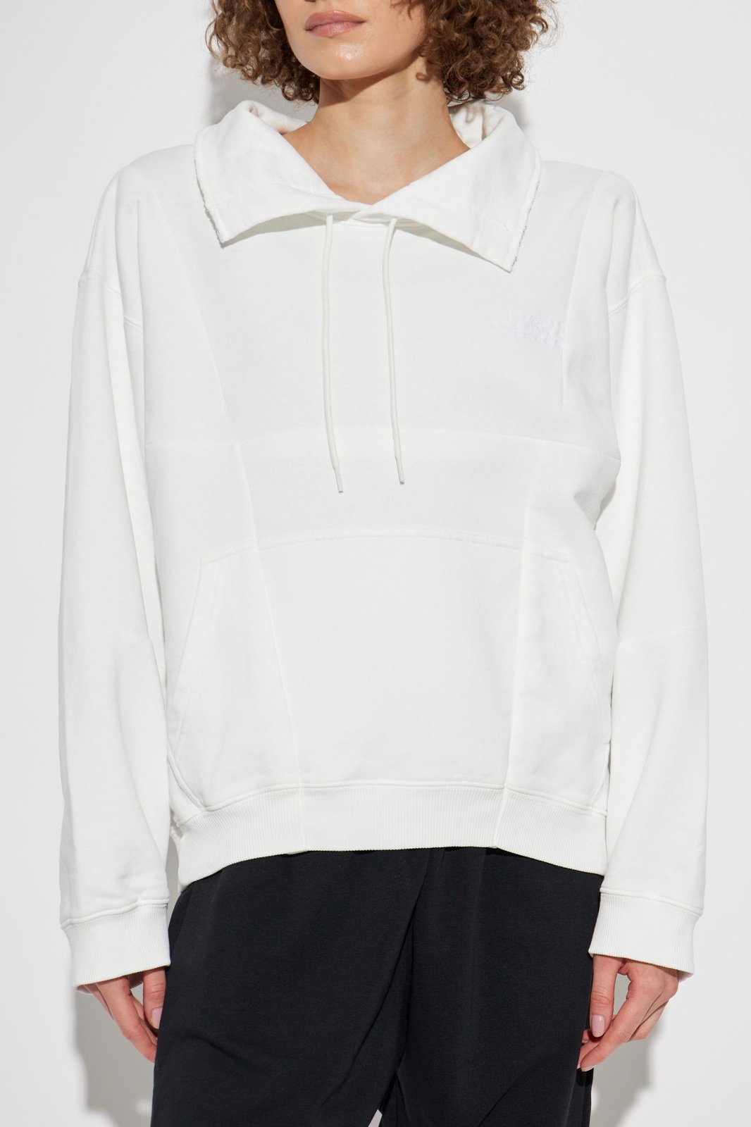 【MM6 Maison Margiela】定価約80 %OFF スウェット MM6 Maison Margiela】関税込☆ナンバーロゴスウェットシャツ