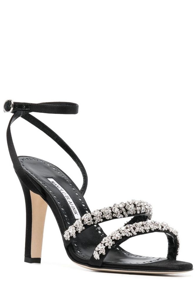 【関税&送料込】Manolo Blahnik Vedada Satin Sandals Manolo Blahnik Vedada Satin Crystal Embellished Sandals